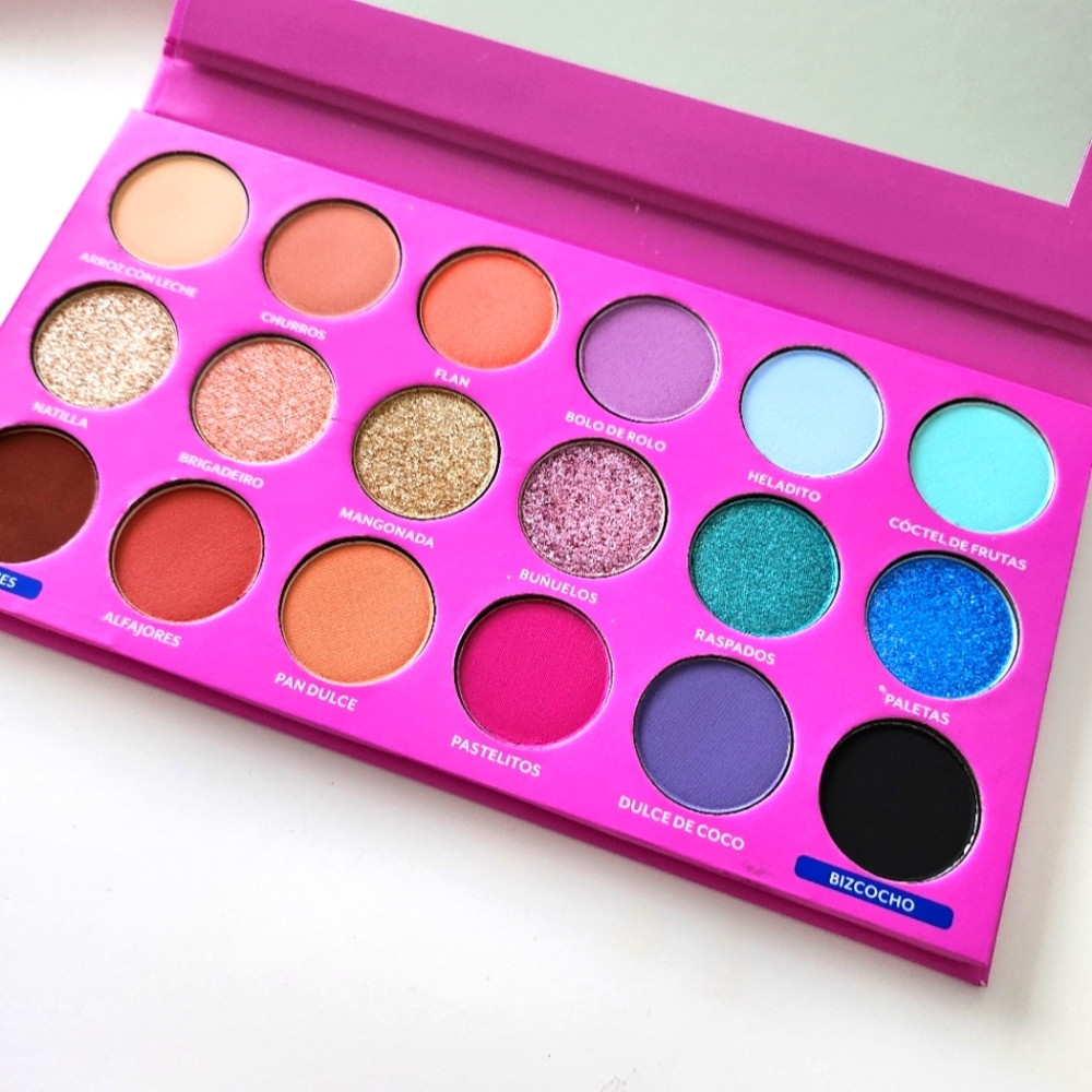 Tresluce Dulce Vida Eyeshadow Palette